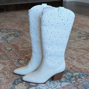 Madeline White Pearl Embellished Heeled Cowboy Western Festival Boots